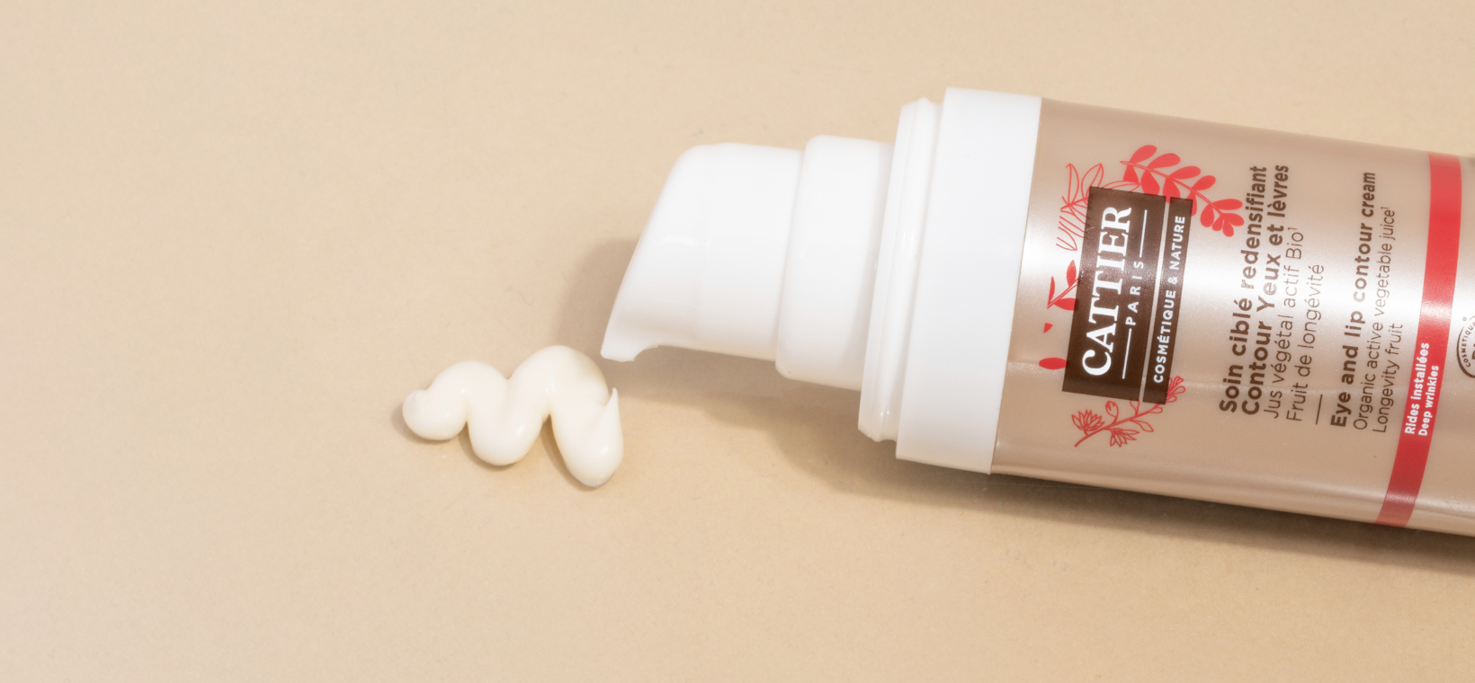 Visuel de la texture du soin ciblé redensifiant contour des yeux et lèvres bio Cattier