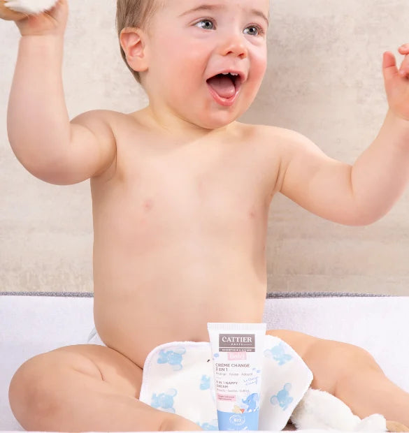 Visuel utilisation creme de change 3 en 1 bebe Cattier
