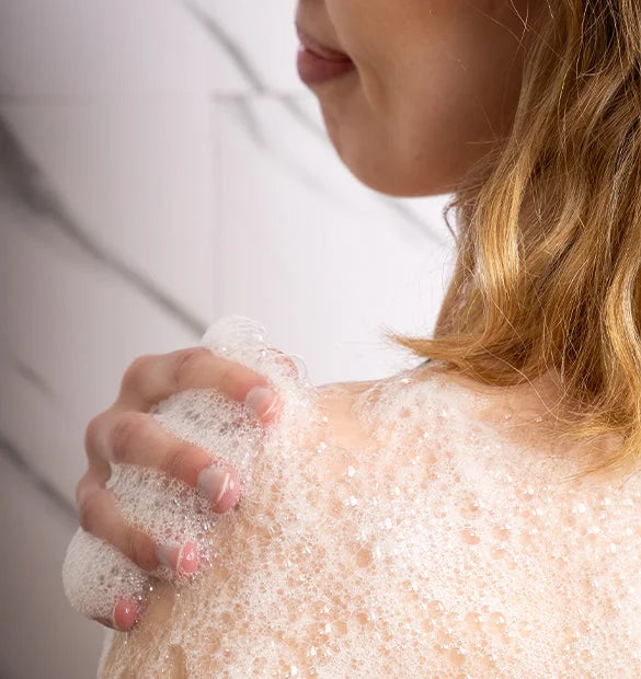 Visuel utilisation flacon gel douche verveine citrus Cattier