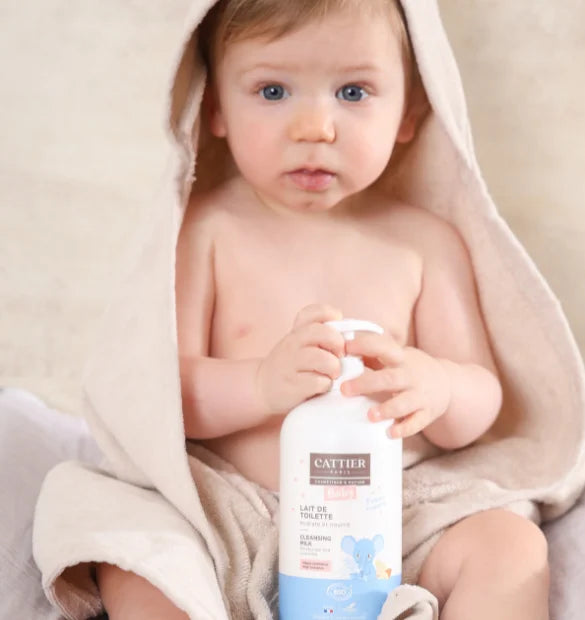 Visuel utilisation lait de toilette bebe Cattier