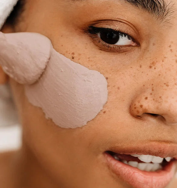 Visuel utilisation masque argile rose Cattier