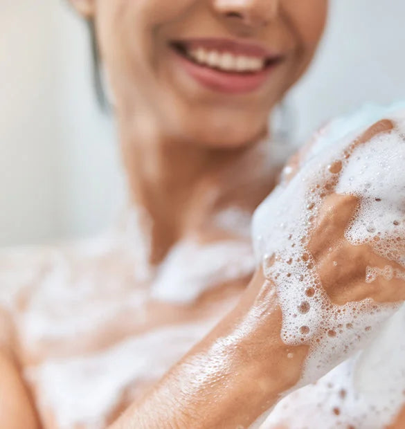 Visuel utilisation flacon moussant familial pamplemousse petit format Cattier