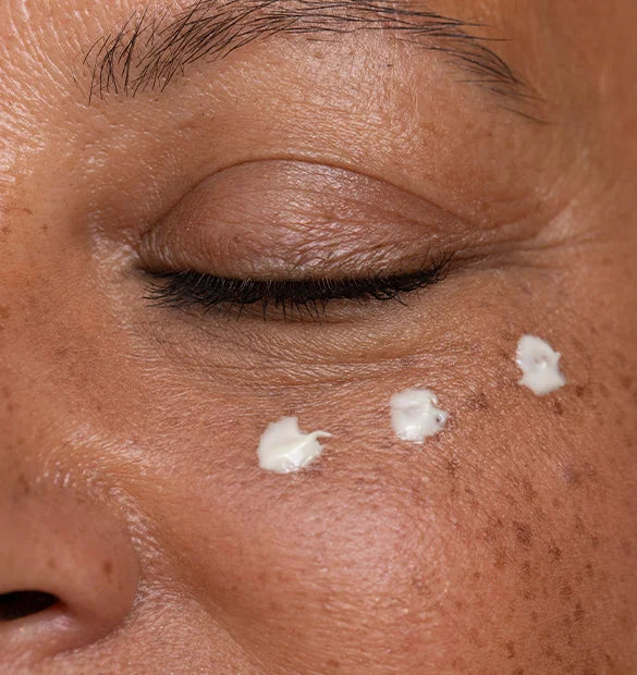 Visuel utilisation flacon soin cible rendensifiant Cattier