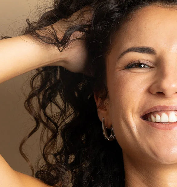 Visuel utilisation tube soin definisseur boucles aloe vera Cattier